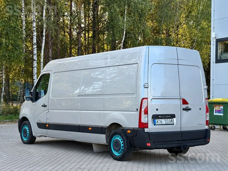 Renault Master 2011 photo 3