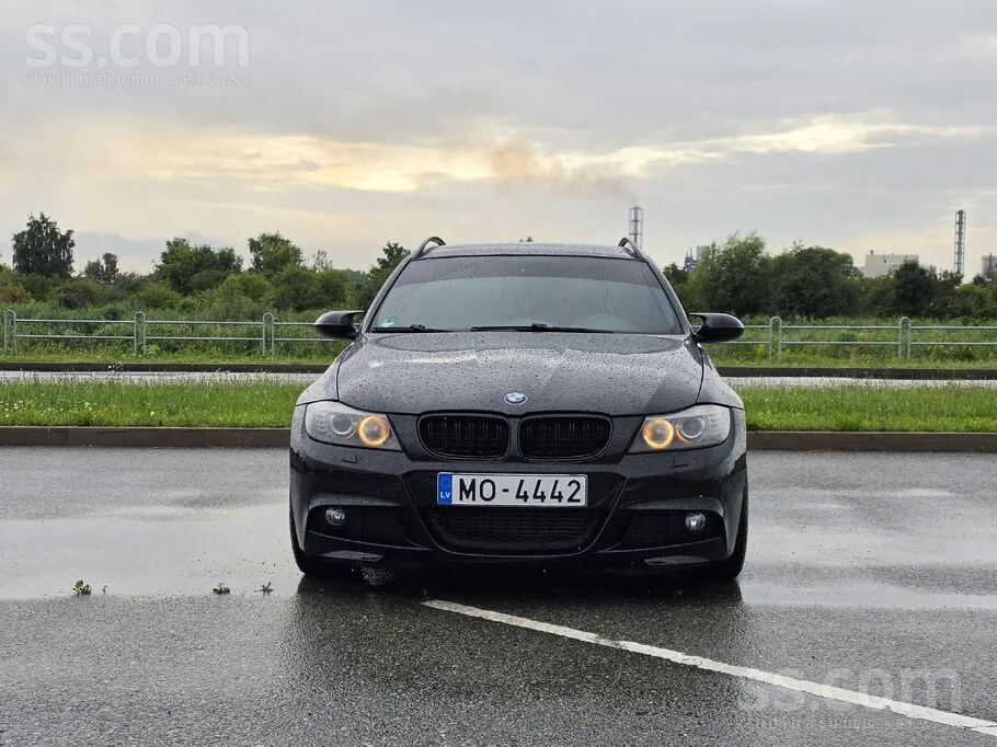 BMW 320D 2008 photo 2