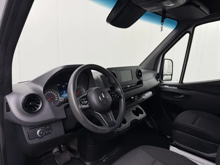 Mercedes-Benz Sprinter 2022 photo 3