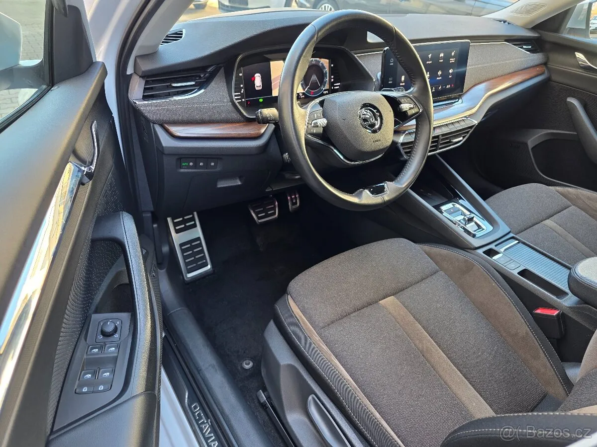 Skoda Octavia 2023 photo 5