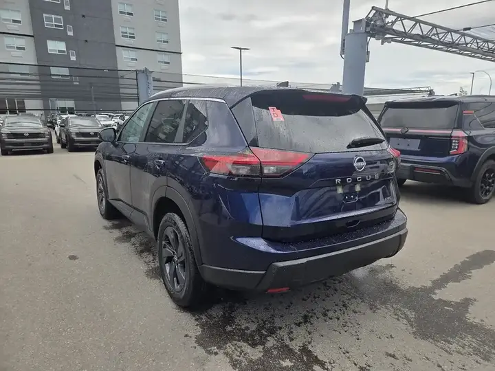 Nissan Rogue 2026 photo 4