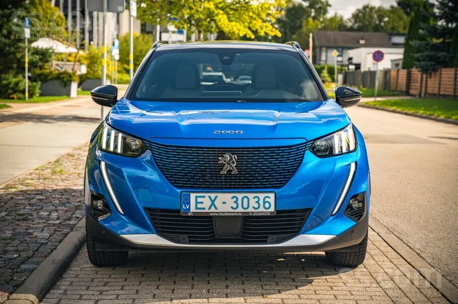 Peugeot 2008 2021 photo 2