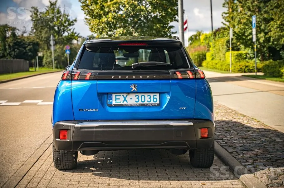 Peugeot 2008 2021 photo 5