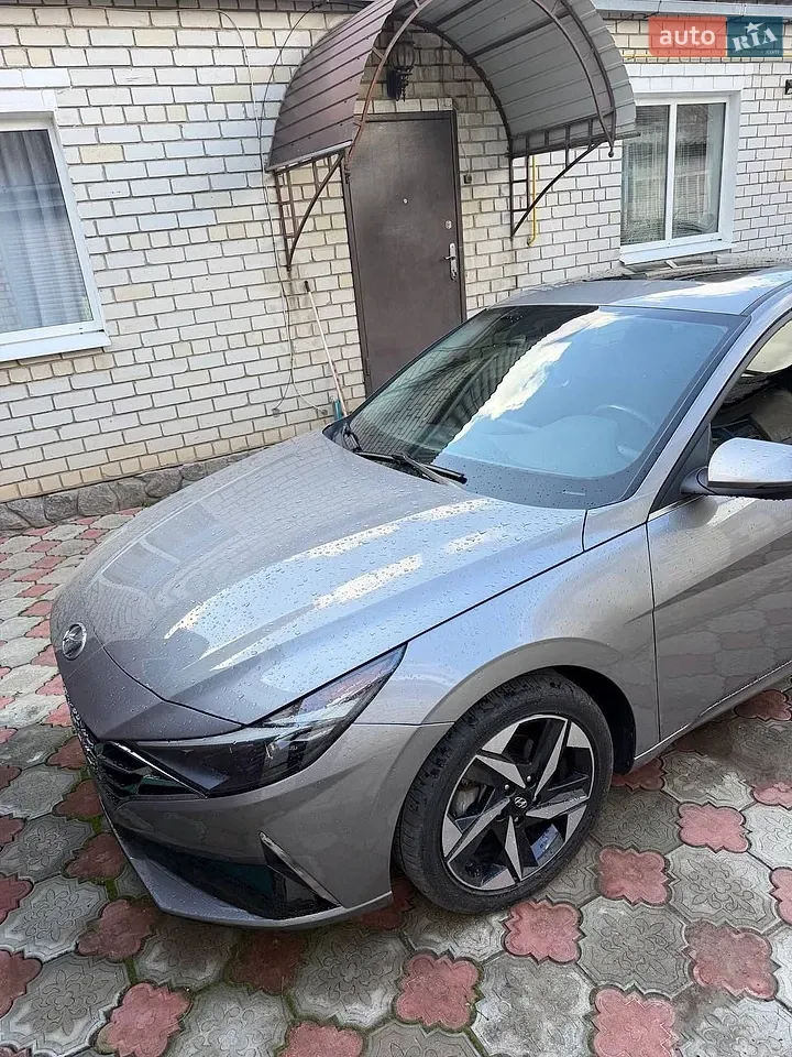 Hyundai Elantra 2023 photo 3