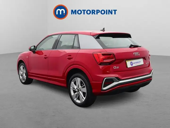 Audi Q2 2023 photo 2