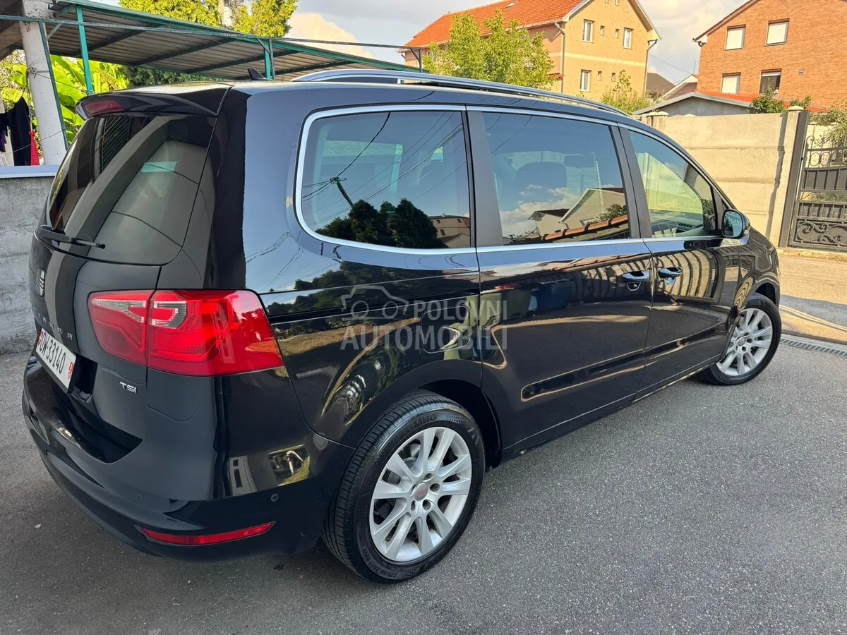 Seat Alhambra 2013 photo 4