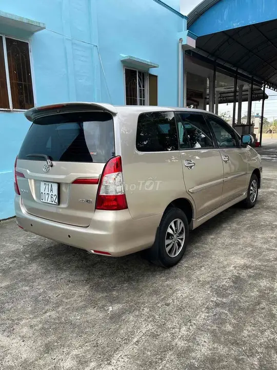 Toyota Innova 2015 photo 4