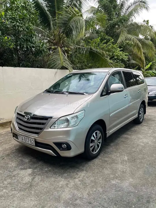 Toyota Innova 2015 photo 2