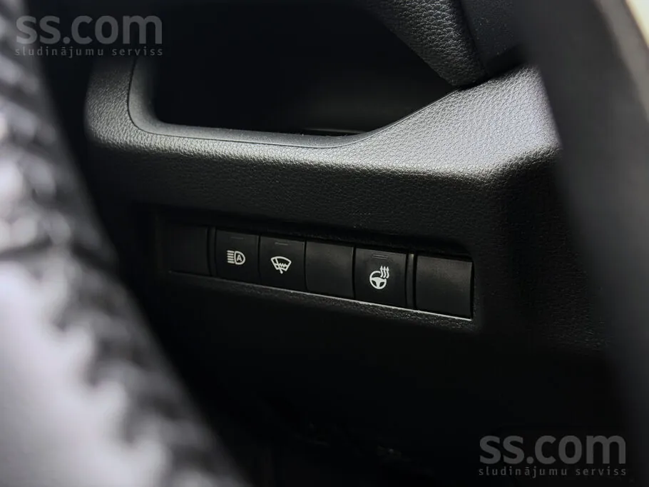 Toyota Rav4 2022 photo 4