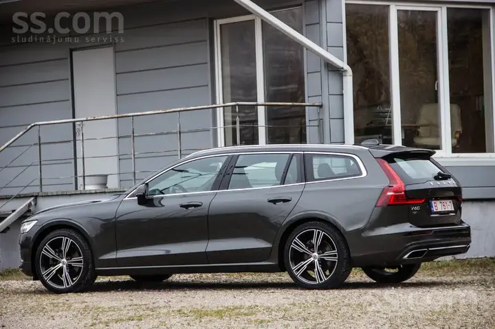 Volvo V60 2020 photo 3