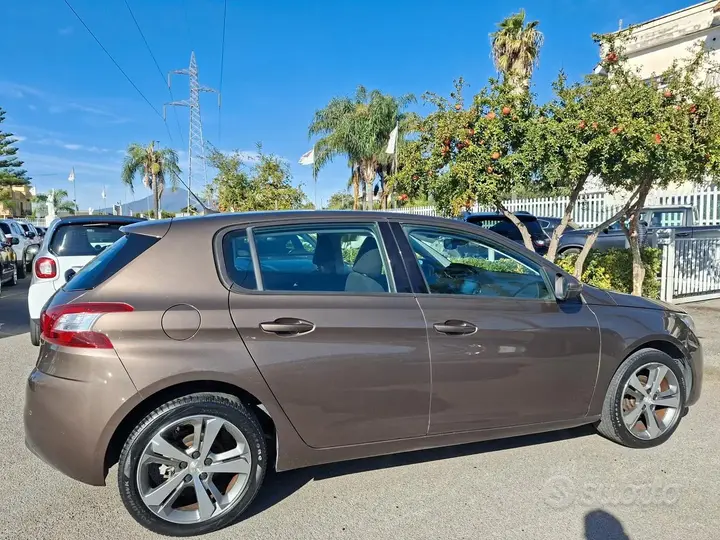 Peugeot 308 2015 photo 4