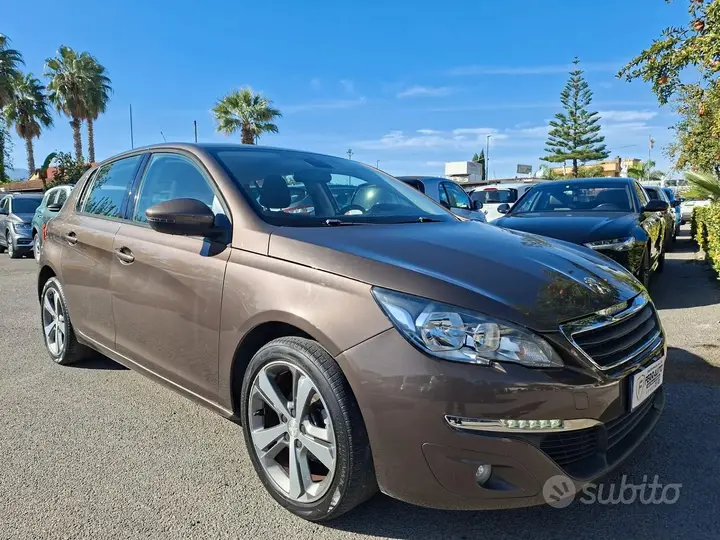 Peugeot 308 2015 photo 2