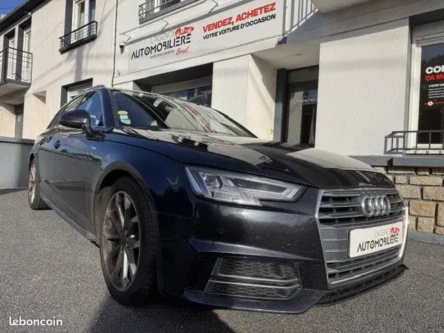 Audi A4 2018 photo 2