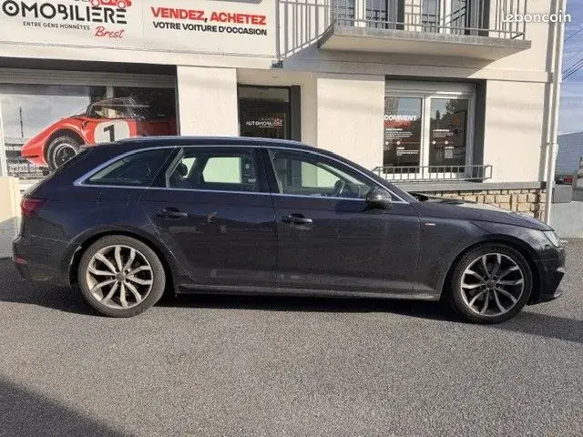 Audi A4 2018 photo 3