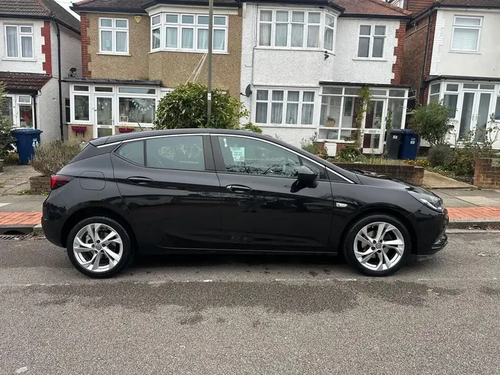 Vauxhall Astra 2016 photo 3