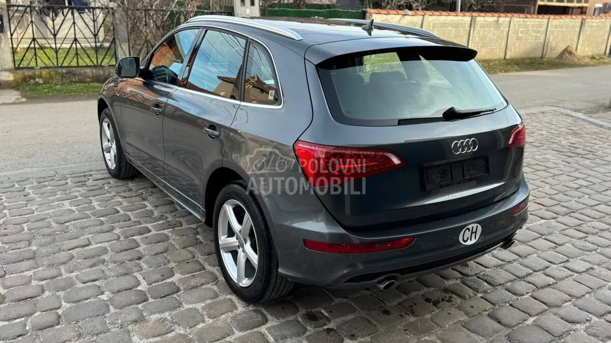 Audi Q5 2010 photo 3