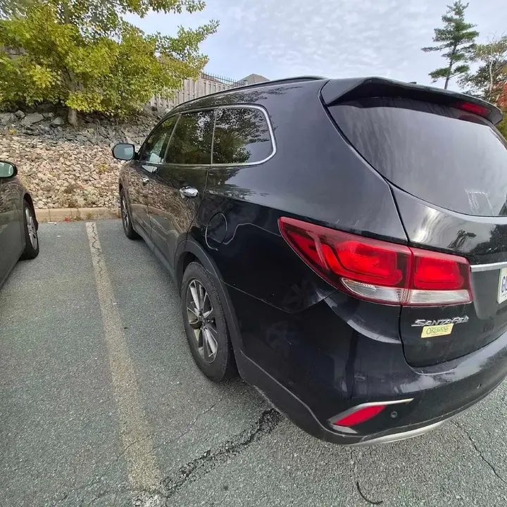 Hyundai Santa Fe 2018 photo 3