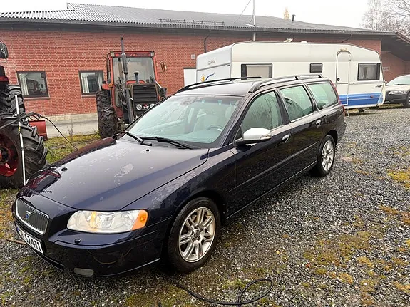 Volvo V70 2008 photo 2