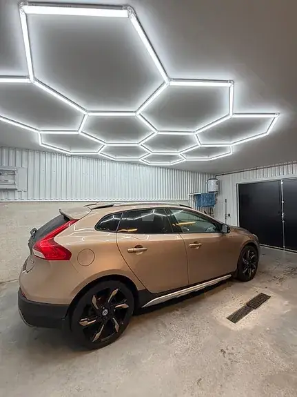 Volvo V40 Cross Country 2013 photo 2