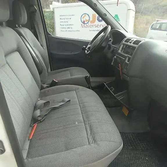 Toyota Hiace 2008 photo 5