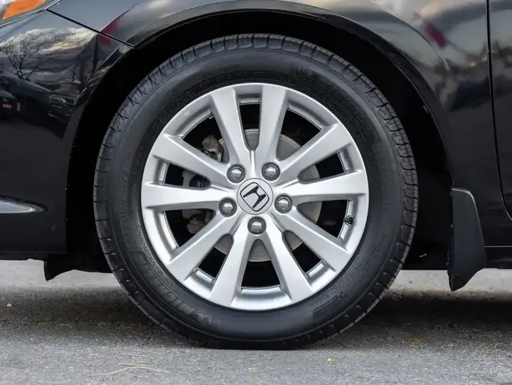 Honda Civic 2012 photo 4