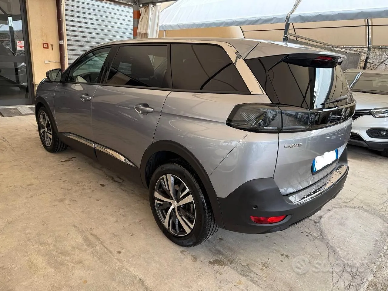 Peugeot 5008 2023 photo 5