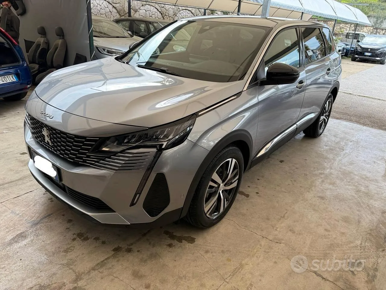 Peugeot 5008 2023 photo 2