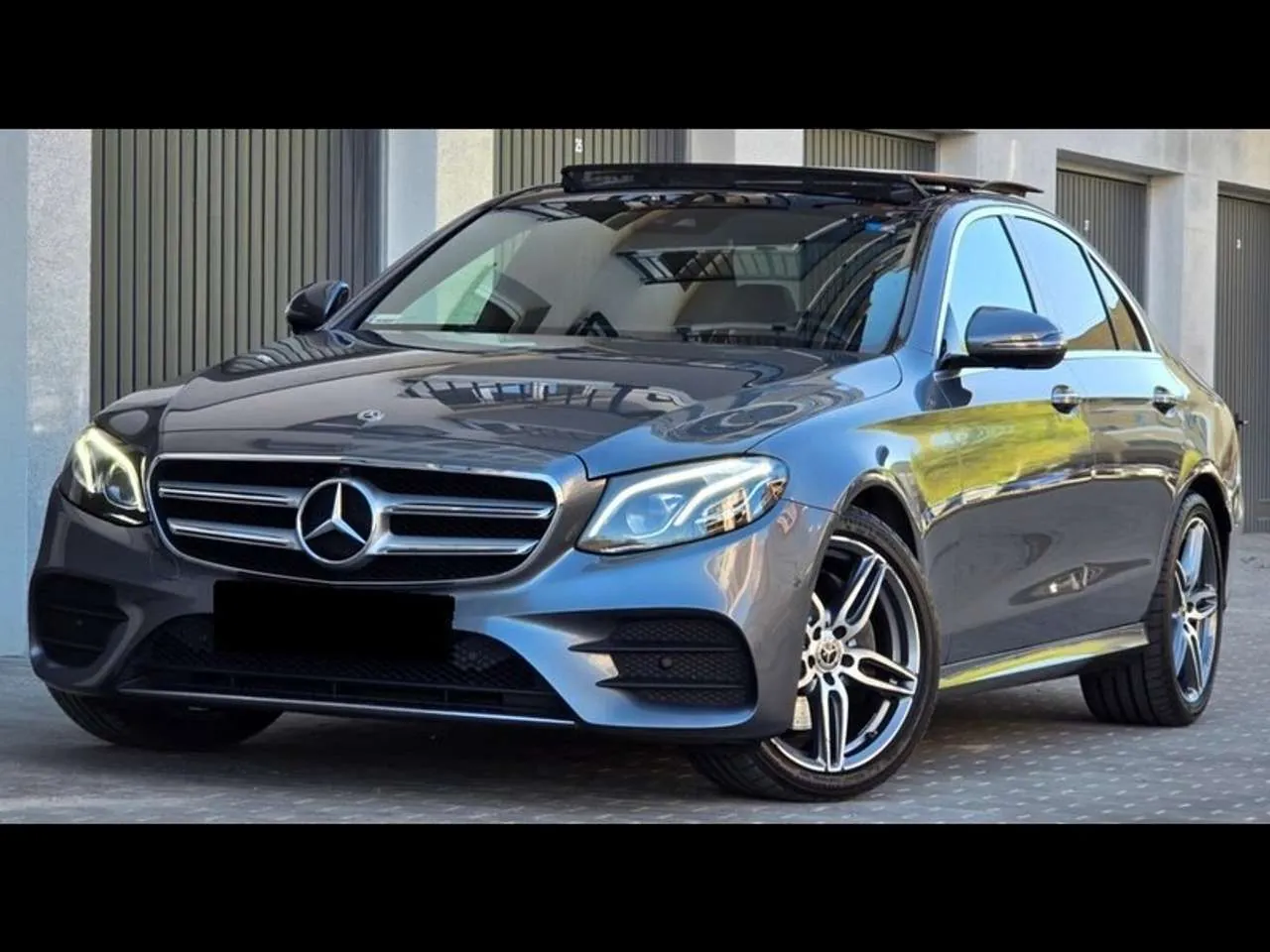 Mercedes-Benz E 220 D