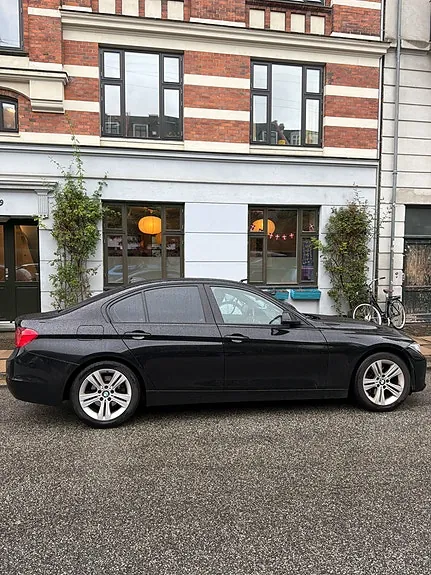 BMW 320D 2012 photo 4