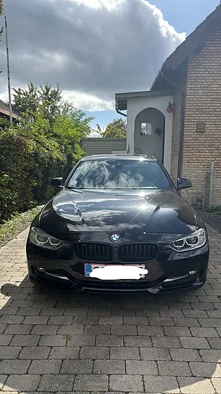 BMW 320D 2012 photo 2