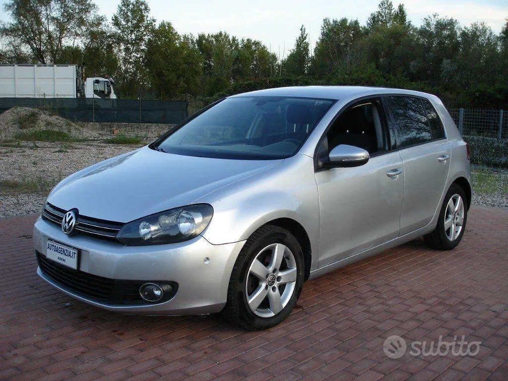 Volkswagen Golf 2011 photo 3