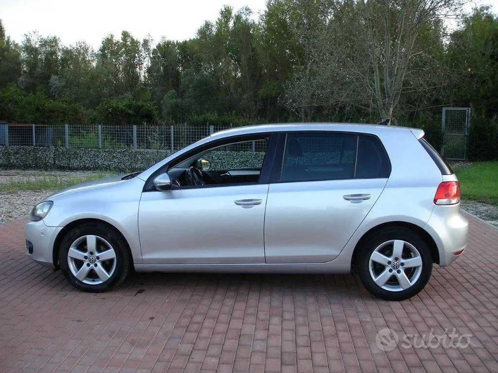 Volkswagen Golf 2011 photo 4