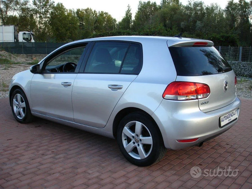 Volkswagen Golf 2011 photo 5