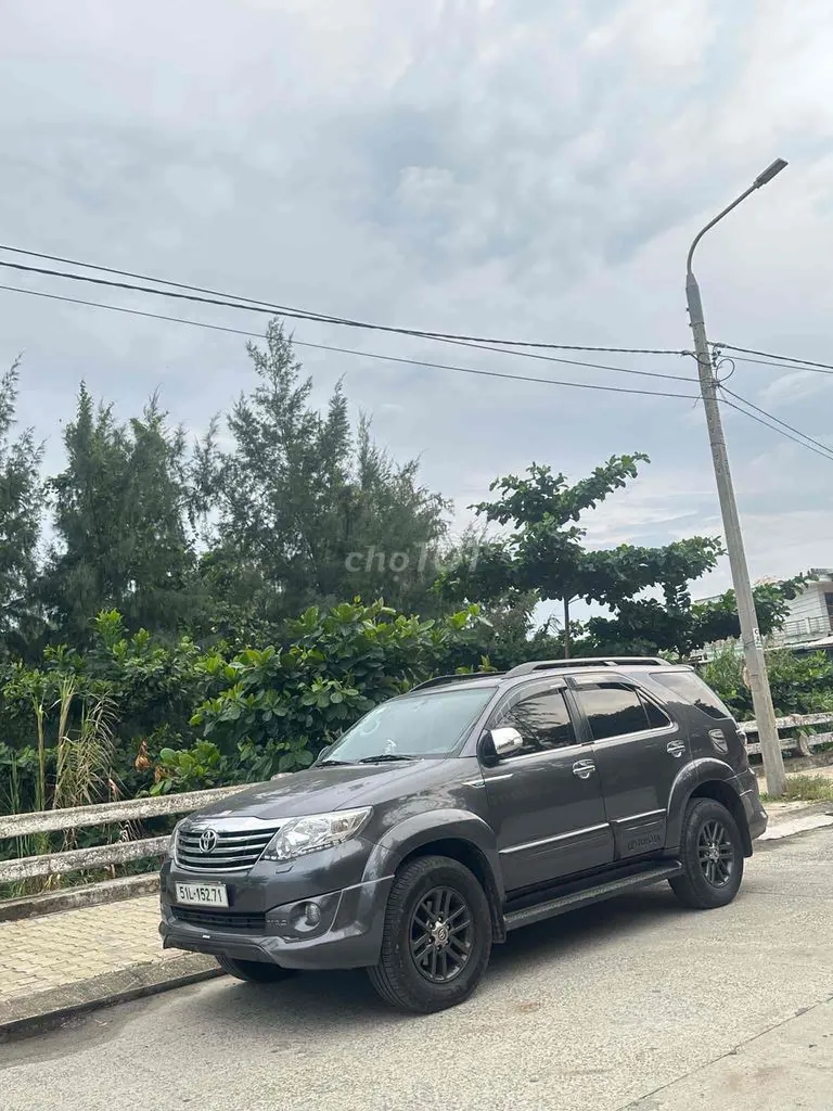Toyota Fortuner 2015 photo 4