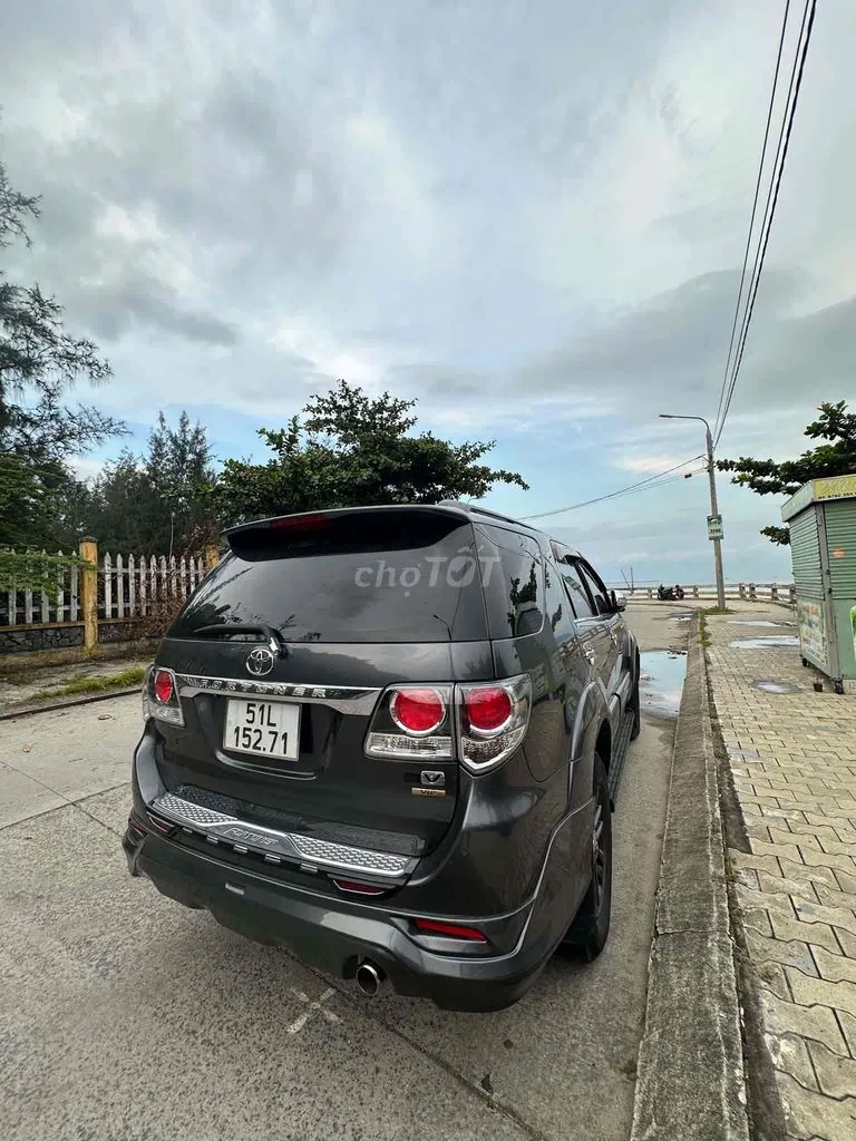 Toyota Fortuner 2015 photo 5