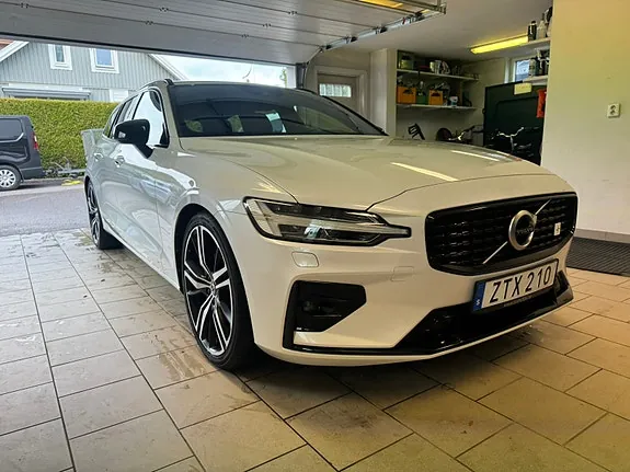 Volvo V60 2019 photo 3