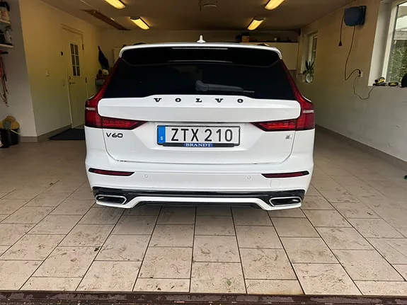 Volvo V60 2019 photo 5