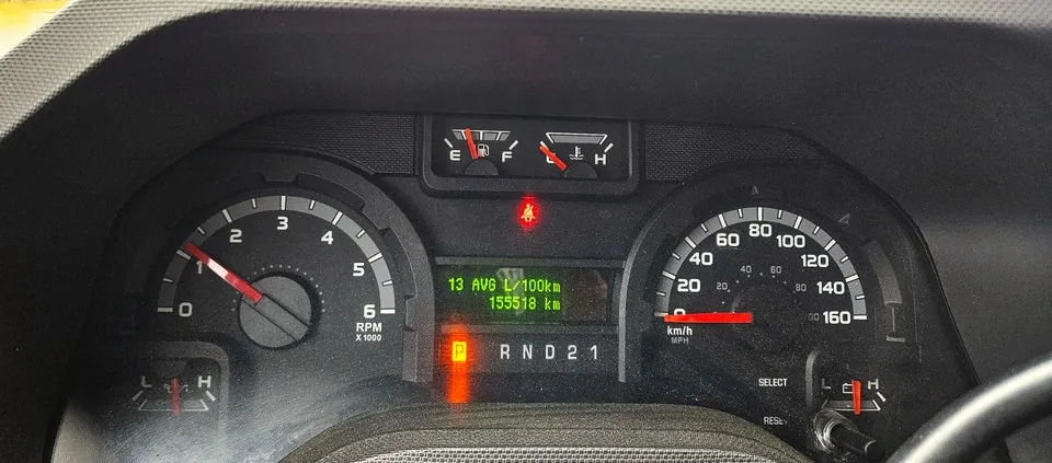 Ford E-150 2013 photo 4