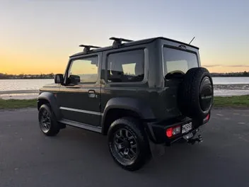 Suzuki Jimny 2022 photo 4