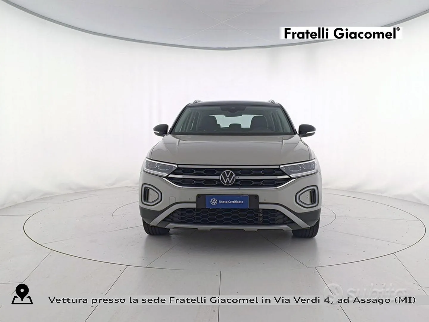 Volkswagen T-Roc 2023 photo 2