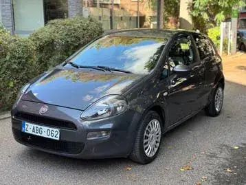 Fiat Punto 2012 photo 2