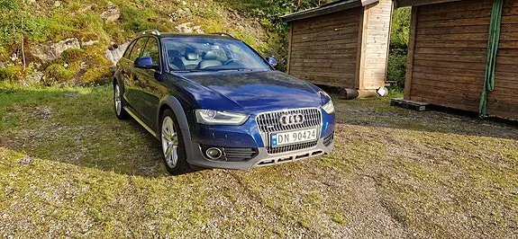 Audi A4 Allroad 2013 photo 2