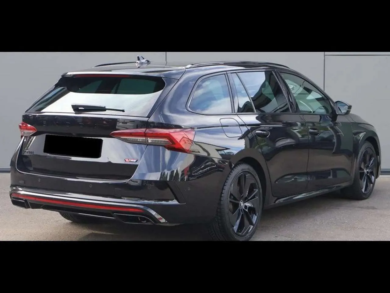 Skoda Octavia Combi 2025 photo 5