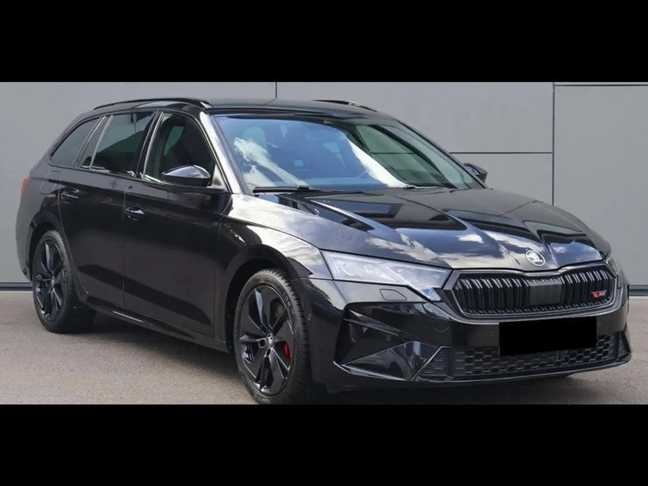 Skoda Octavia Combi 2025 photo 2