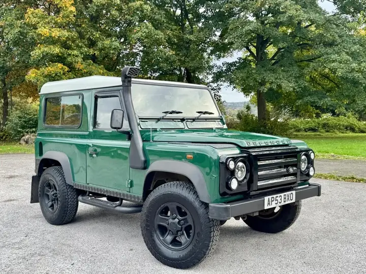 Land Rover Defender 90 2004 photo 4