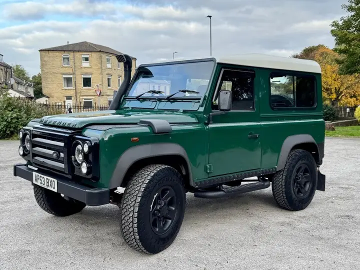 Land Rover Defender 90 2004 photo 5