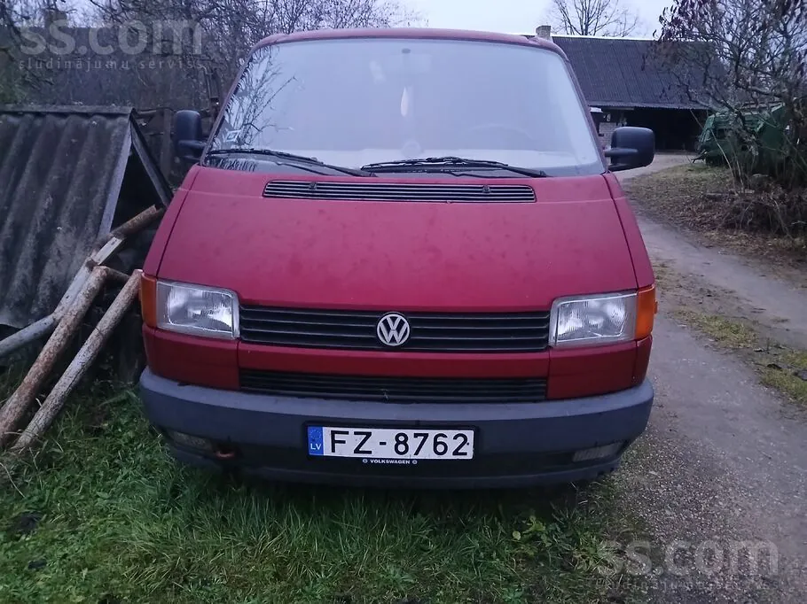 Volkswagen T4 1992 photo 2