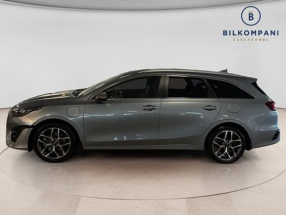 Kia Ceed 2023 photo 2