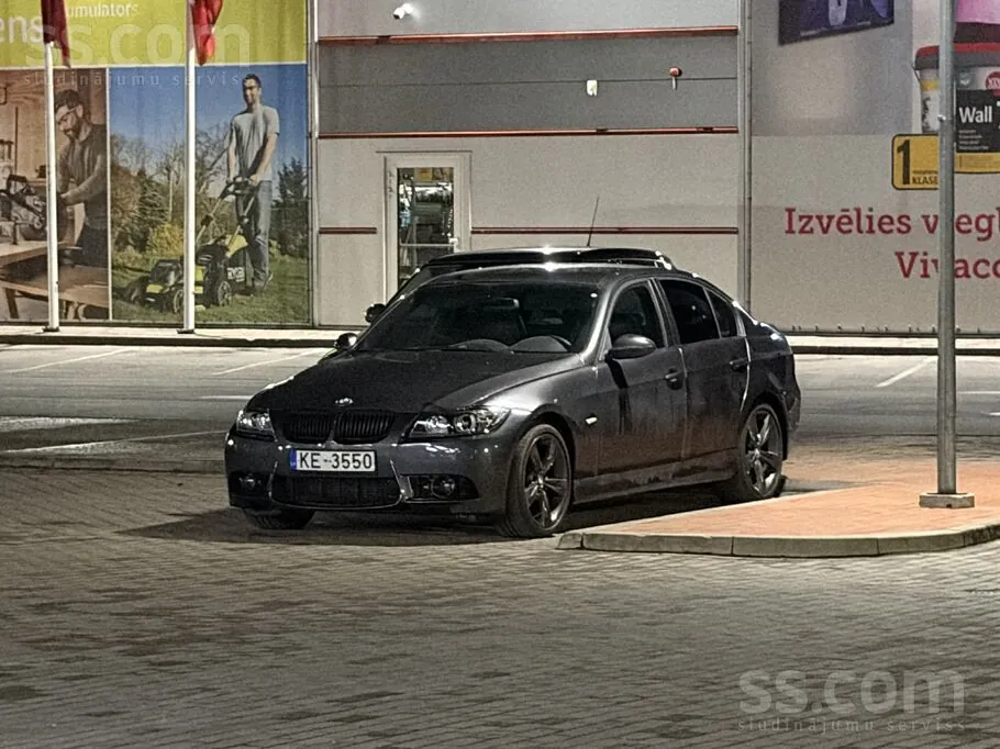 BMW 320