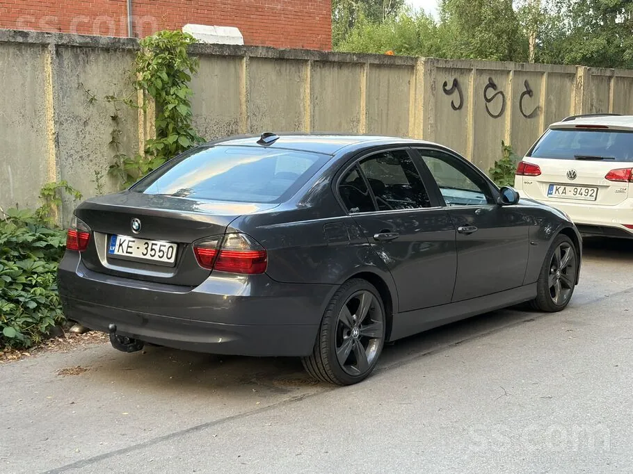 BMW 320 2006 photo 4